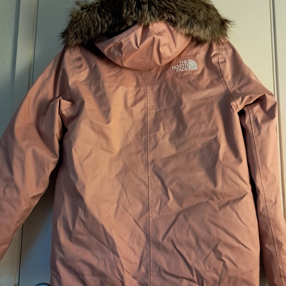 The North Face Jacket Girls - Picture 6 of 12